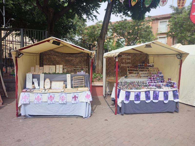 El parque Doctor Fleming acoge un mercado medieval.