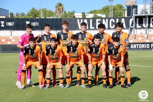 Once inicial de la EFB Miguelturra ante el Valencia CF (Foto: @mariquilla2999).