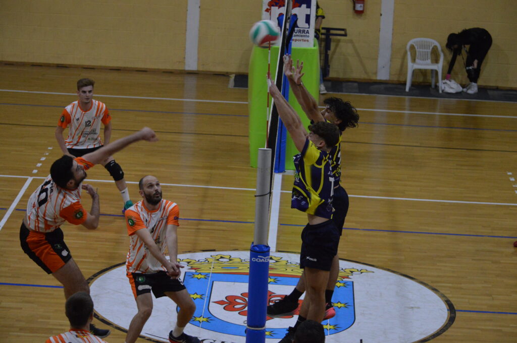 ADV Miguelturra - CV Supertite Valencia | Primera División Masculina - Grupo C - Temporada 23/24 (Foto: Diario de Miguelturra).