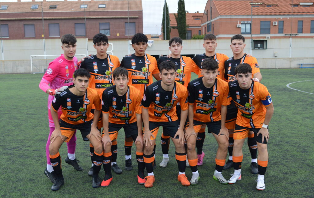 Once inicial de la EFB Miguelturra frente al Real Murcia (Foto: Diario de Miguelturra).