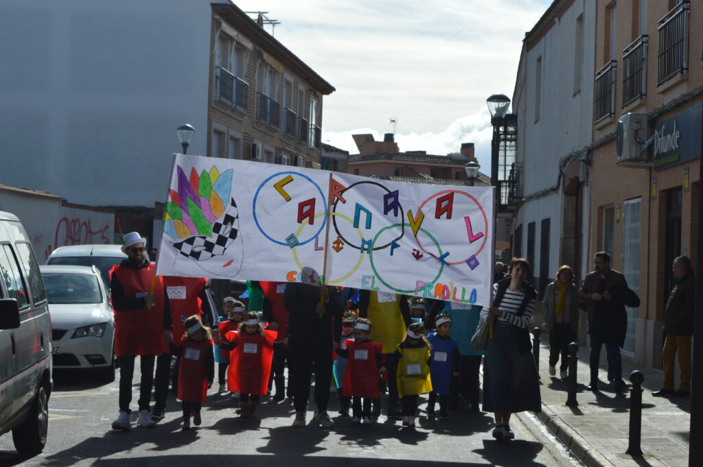 El colegio El Pradillo celebra el Carnaval 2024 (Foto: Aurora Herrero/Diario de Miguelturra).