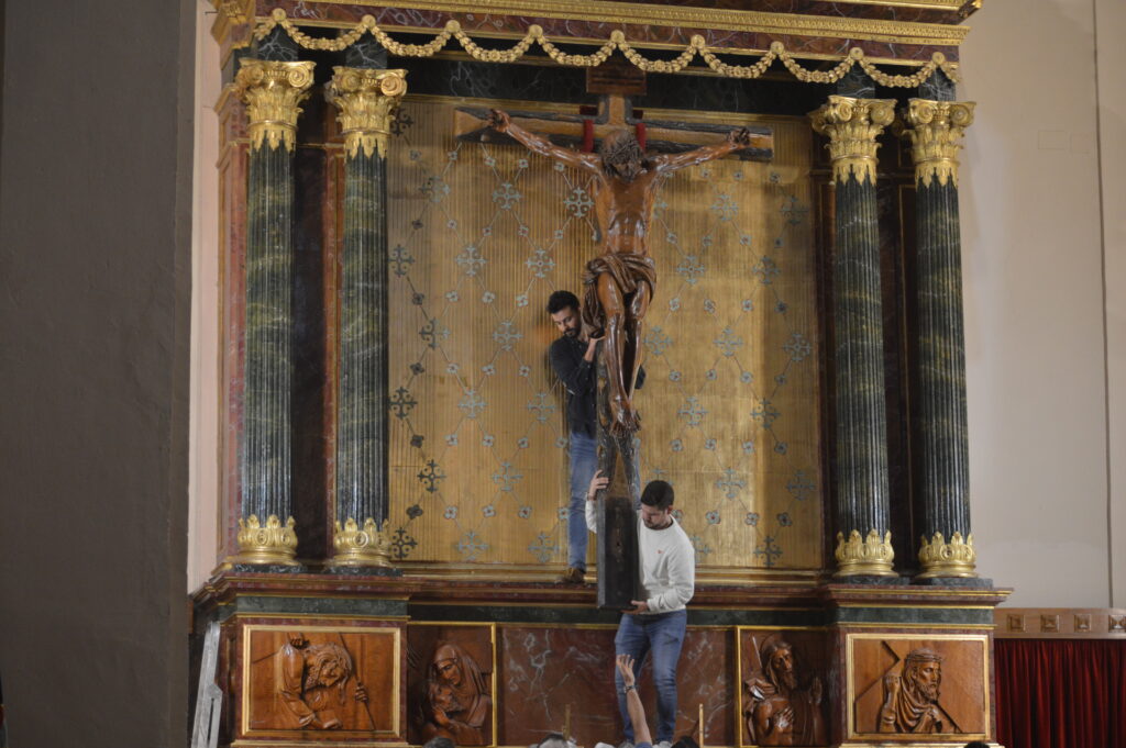 Bajada del Santísimo Cristo de la Misericordia (Foto: Diario de Miguelturra).