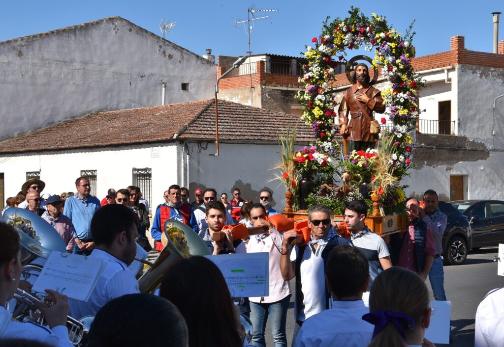 Miguelturra festeja por todo lo alto San Isidro