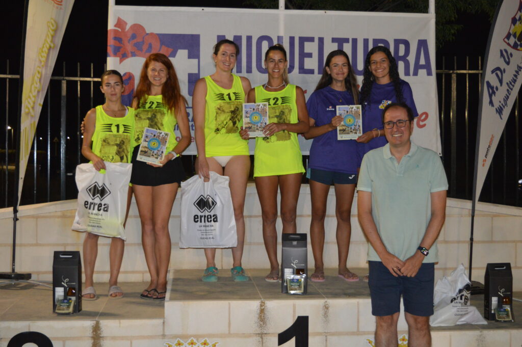 Podio categoría Femenino Pro (Foto: Diario de Miguelturra).