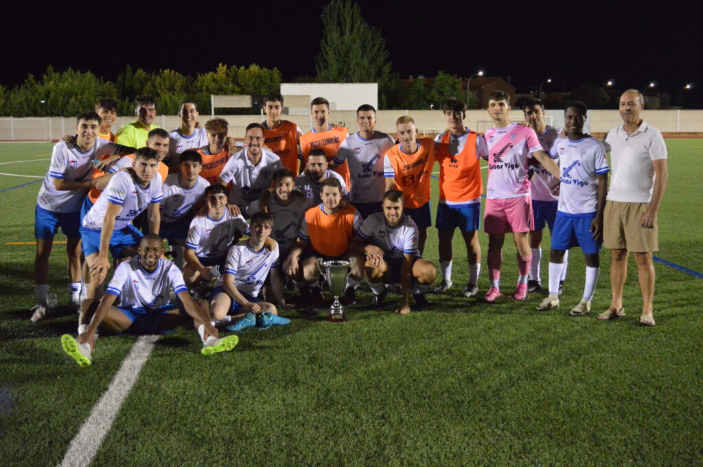 El CD Miguelturreño se proclamó vencedor de esta edición del Trofeo 'José Antonio Hervás' (Foto: Diario de Miguelturra).