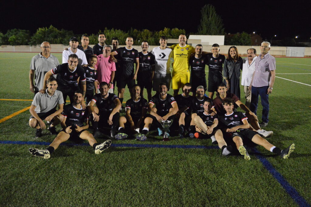 El CD La Estrella no pudo repetir la victoria del pasado año en el Trofeo 'José Antonio Hervás' (Foto: Diario de Miguelturra).