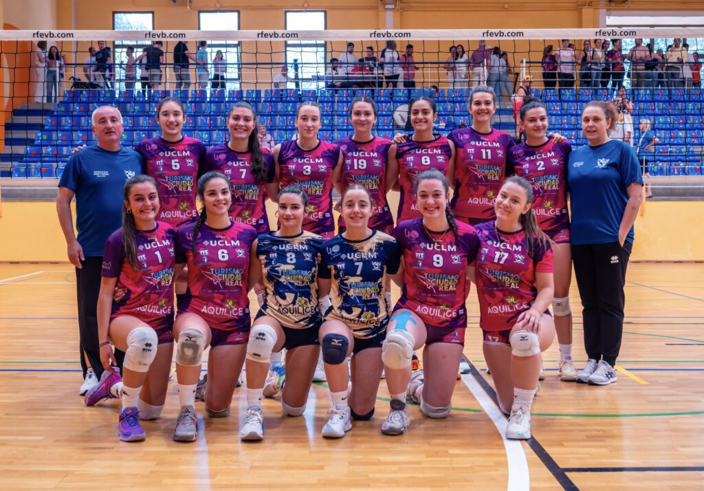 Sénior femenino del ADV Miguelturra (Foto: Enrique Ruiz Arenas).