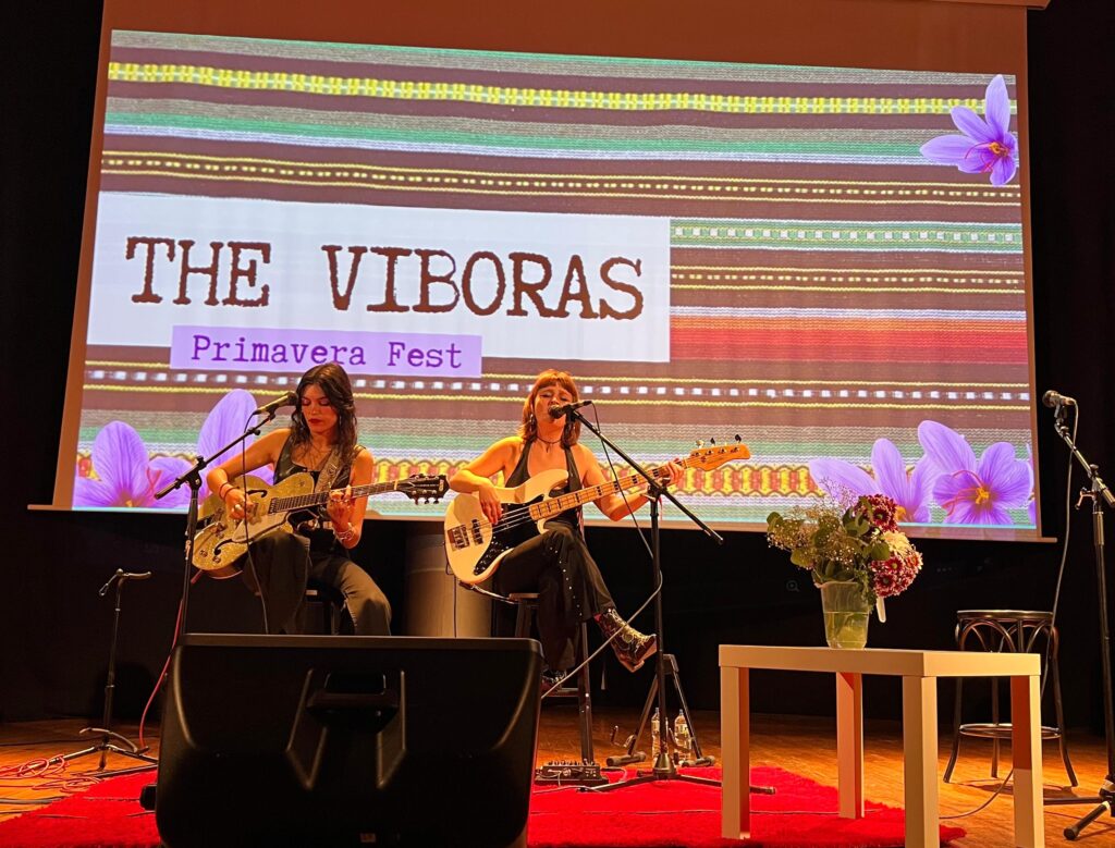 The Viboras actúa en la Casa de la Cultura