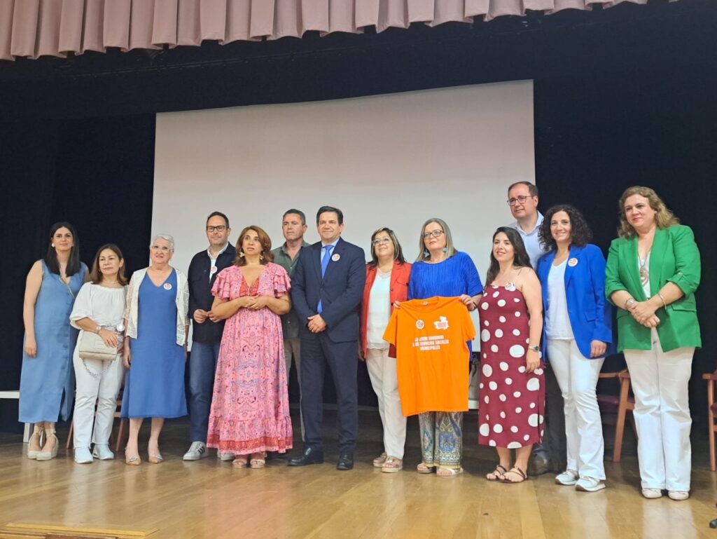 Imagen de familia del Foro Regional de Servicios Sociales