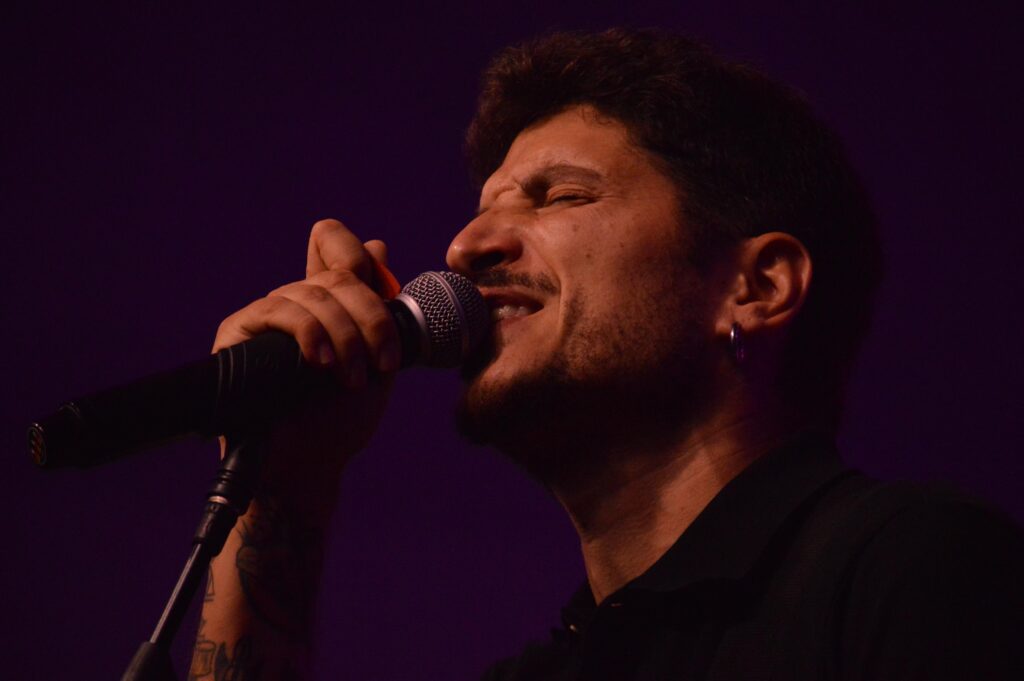 Julio Yébenes, cantante de Maldito Matas, en el Muxismo Rock 2025 | Diario de Miguelturra