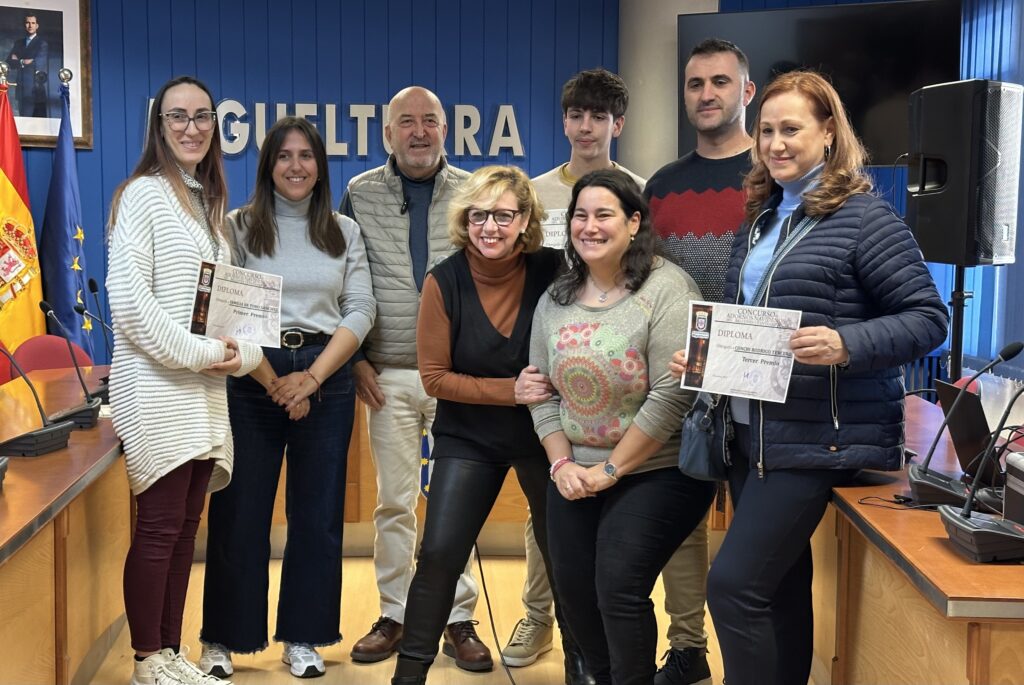 Premiados en el Concurso de Adornos Navideños en Balcones y Ventanas | Diario de Miguelturra