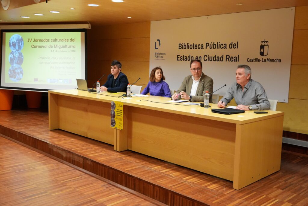 Esta charla-coloquio versó en torno a ‘el Carnaval de Miguelturra: tradición, rito y sociedad’ | Diario de Miguelturra