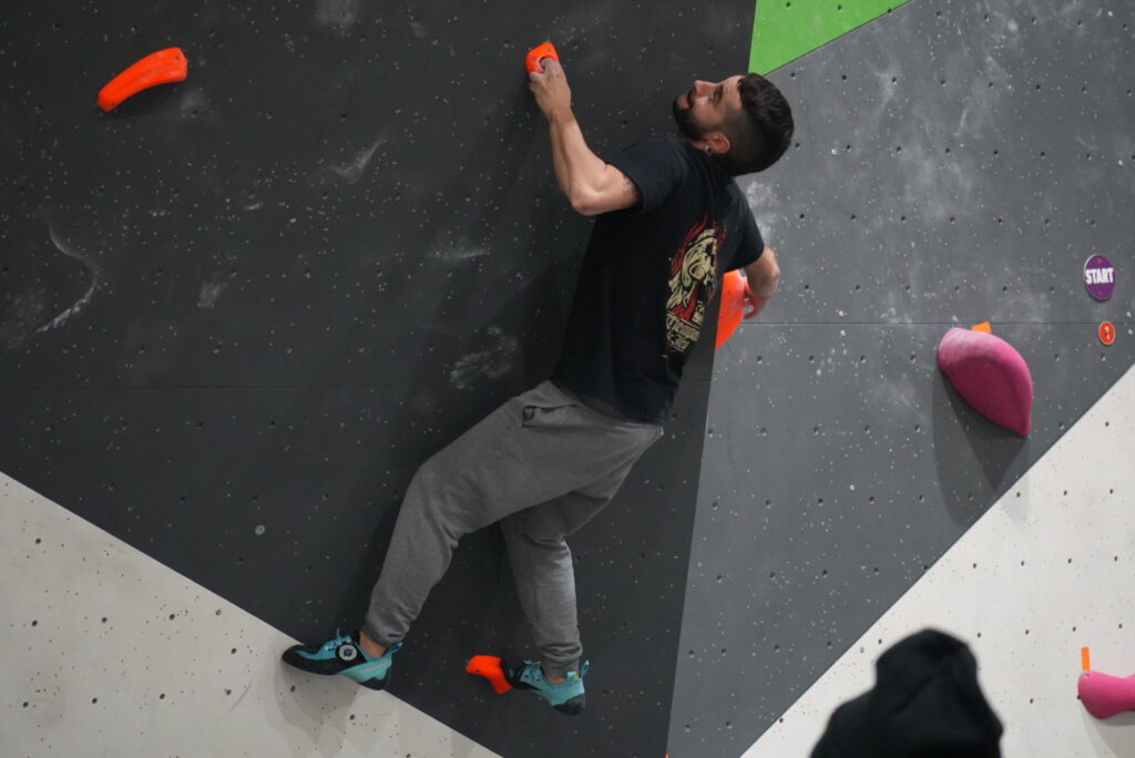 Escalada en bloques en 'Born To Climb' | Diario de Miguelturra