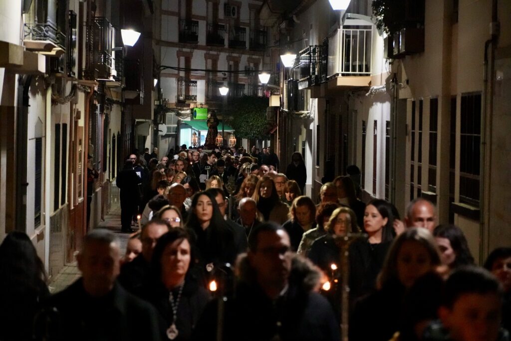 Centenares de fieles arroparon a Jesús de Medinaceli en el Vía Crucis de la Asociación de Hermandades | Diario de Miguelturra