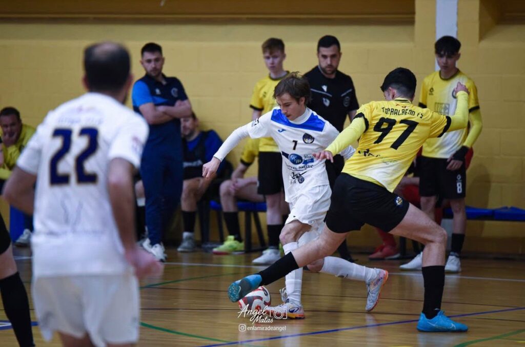 Mario Céspedes anoto cuatro goles ante el Torralbeño | Ángel Matas