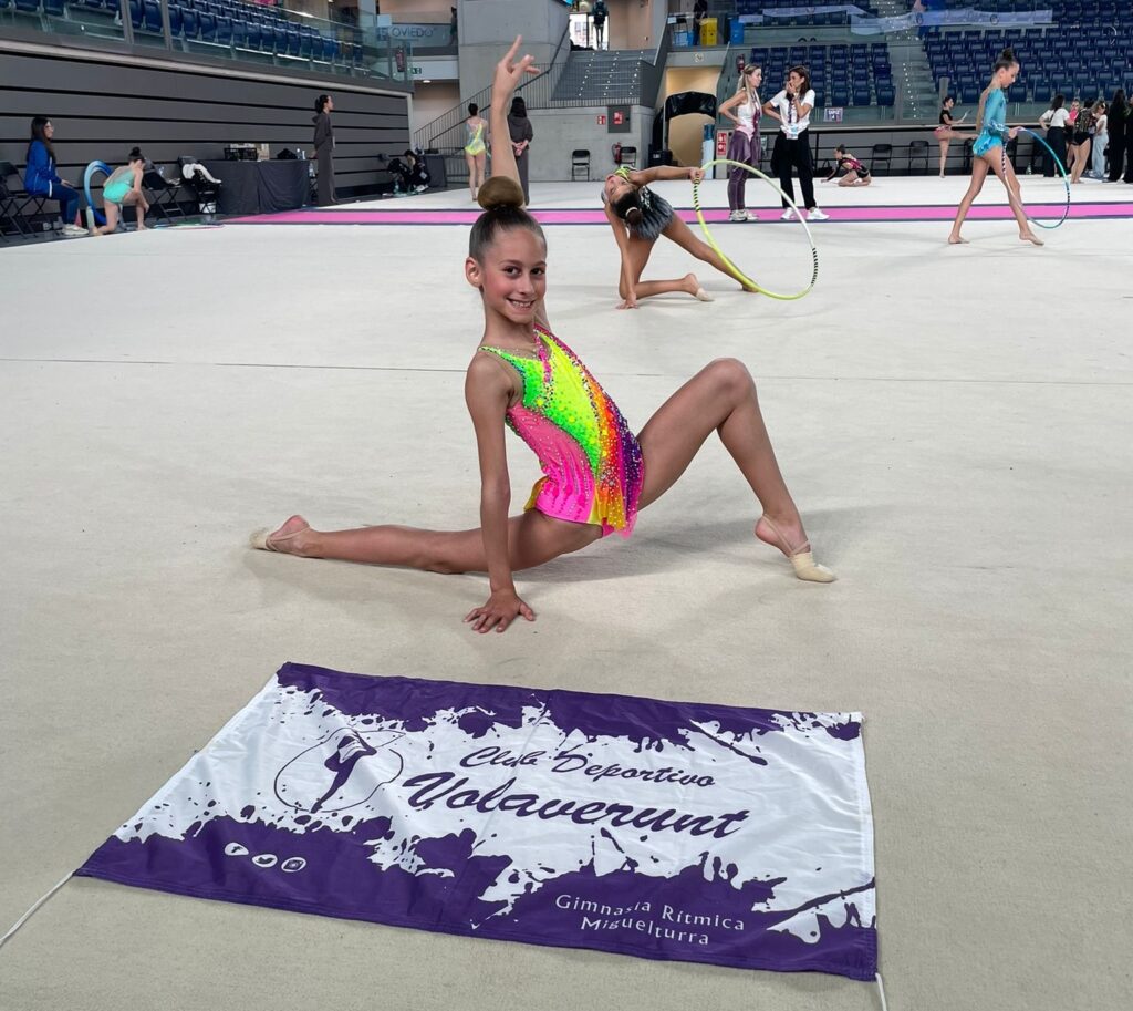 Olivia Yébenes en el Nacional Base de Oviedo