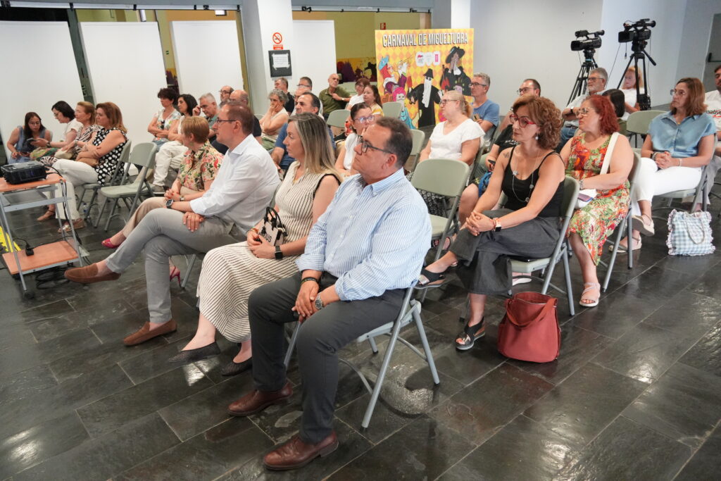 Alrededor de una treintena de personas asistieron al acto | Diario de Miguelturra