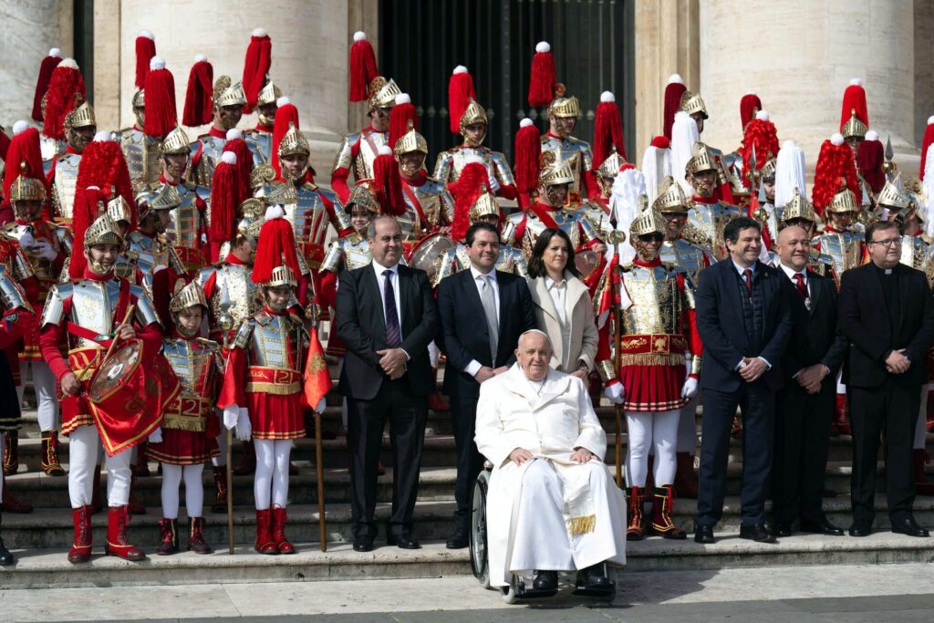 Audiencia del Papa Francisco a la comitiva de la Ruta de la Pasión Calatrava