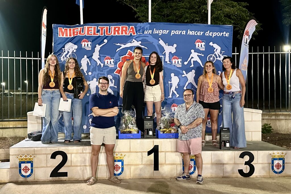 Podio categoría Femenino Aficionado | Diario de Miguelturra