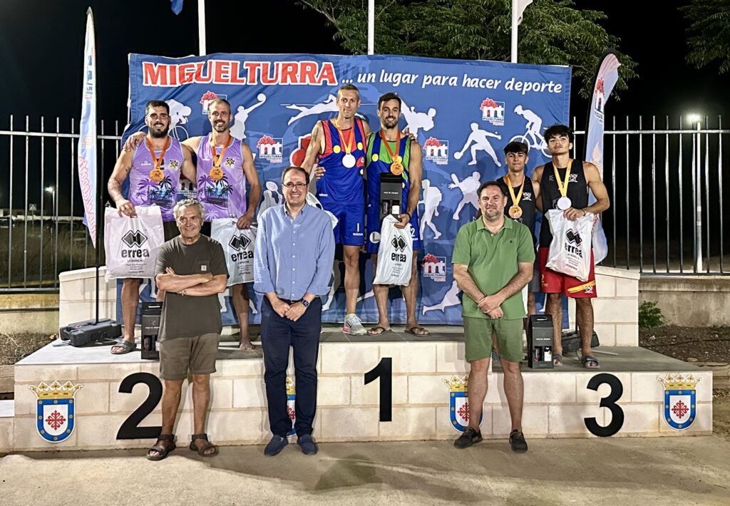 Podio categoría Masculino Pro | Diario de Miguelturra