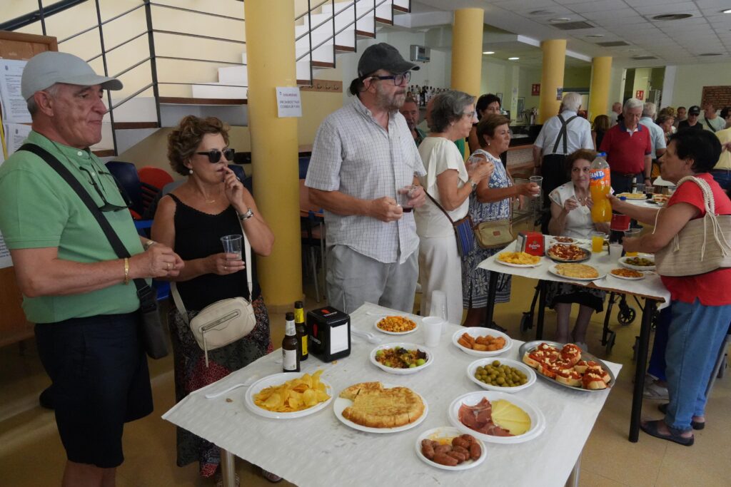 Aperitivo de mayores con motivo de las Ferias y Fiestas | Diario de Miguelturra