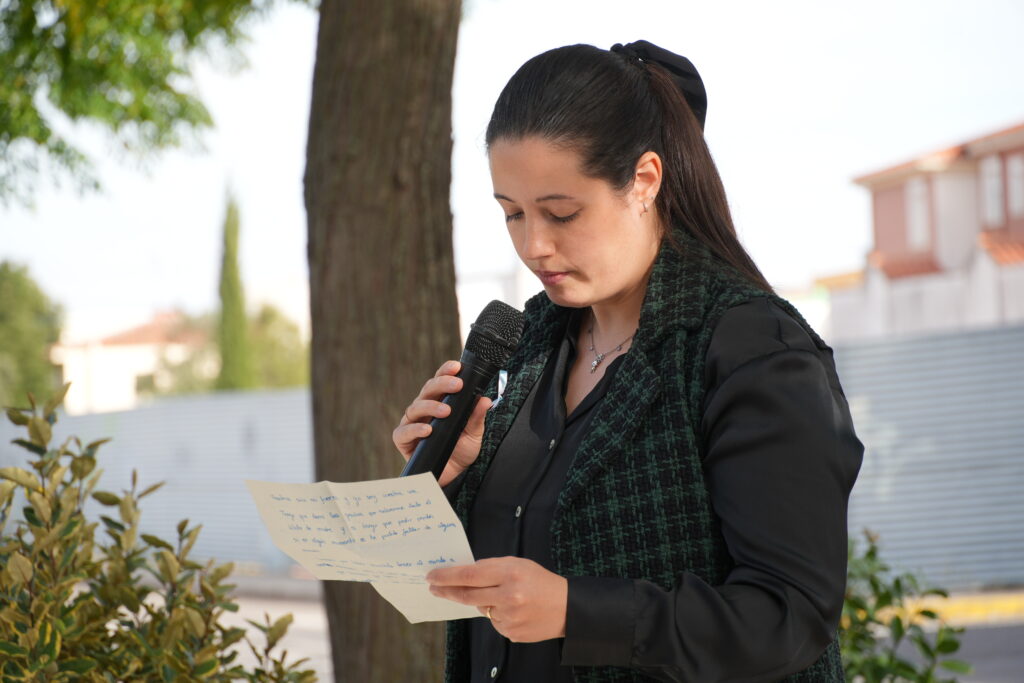 Laura Palomares lee una carta dirigda a sus hijos fallecidos | Diario de Miguelturra